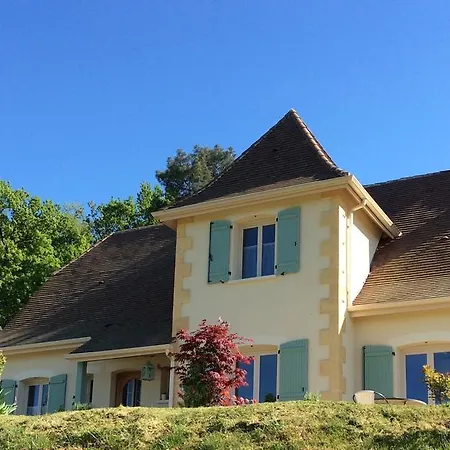 Tara D'hote * Saint-Germain-et-Mons